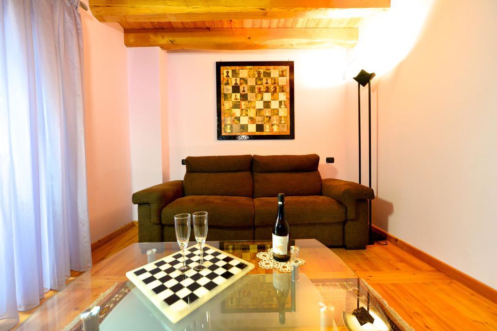 Au Berceau Du Bien-Etre Villa Chambave Szoba fotó