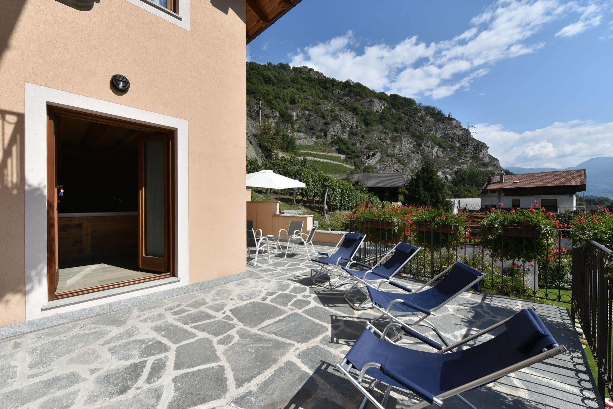 Au Berceau Du Bien-Etre Villa Chambave Kültér fotó